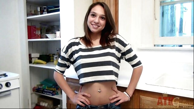 18yo Latina Sara Luv beeg latina free pornstar